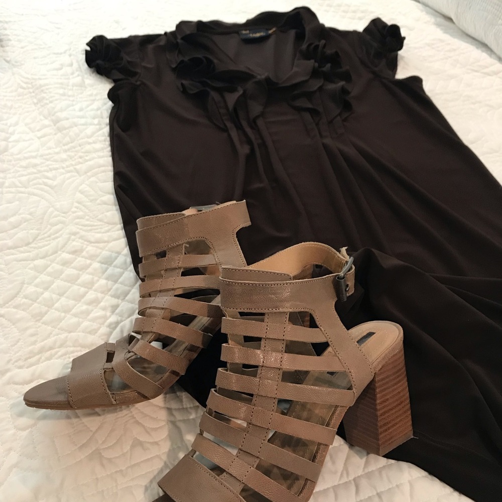 Worn only once; Tahari nude open toed sandals